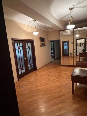 недвижимость в азербайджане: 3 комнаты, Новостройка, м. 20 января, 123 м²