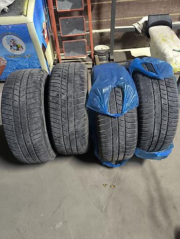 rx330 rx350: Шины 235 / 55 / R 18, Всесезонная, Б/у, Комплект, Внедорожные (АТ/МТ), Чехия, Barum — 1