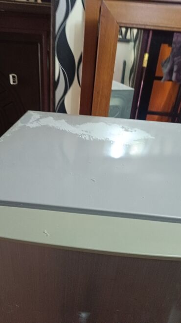 Soyuducular: 2 qapılı Samsung Soyuducu Satılır, rəng - Gümüşü, Təkərli — 2