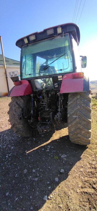Traktorlar: Belarus 1523 traktor - Rəng: qırmızı, tam kabinli - Güclü ön çəkidə — 4