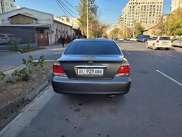 chrysler pacifica: Toyota Camry: 2005 г., 2.4 л, Автомат, Бензин, Седан — 7