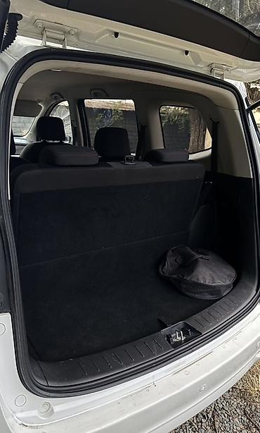 byd e6: Changan Auchan A600 EV: 2019 г., Электромобиль — 10
