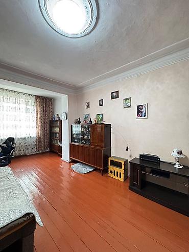 Продажа квартир: 2 комнаты, 57 м², 1 этаж — 3