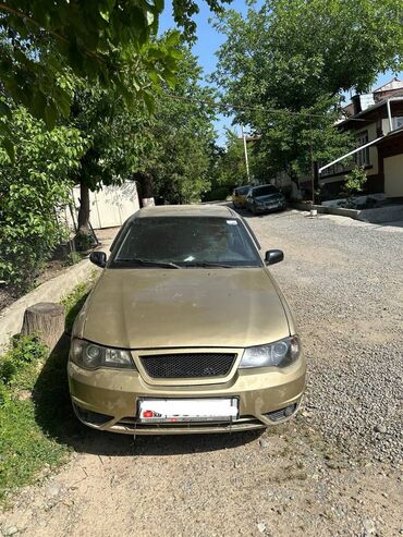 Daewoo: Daewoo Nexia: 2010 г., 1.5 л, Механика, Бензин, Седан