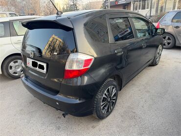 Honda: Honda Fit: 2010 г., 1.5 л, Автомат, Бензин — 2
