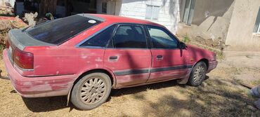 машина в россрочку: Mazda 626: 1988 г., 2 л, Механика, Бензин, Седан