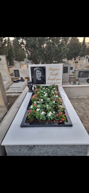 Başqa xidmətlər: QəBirüStü daşların sofarişi:.° — 9