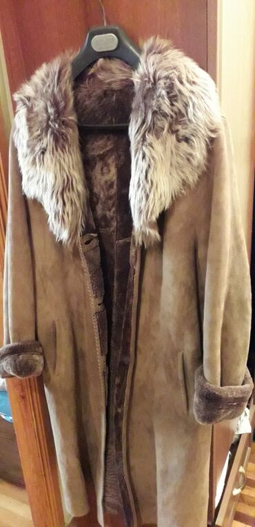 Paltolar: Dublyonka təmi̇z dəri̇ xəz türki̇yəni̇ndi̇ qadin üçün 52-54 razmerdi̇ — 8