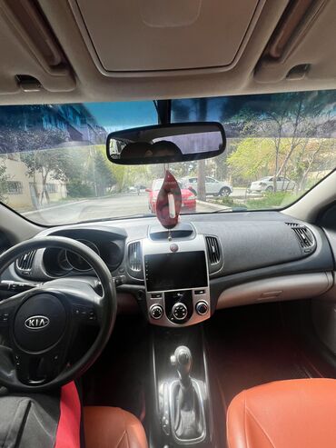 Kia: Kia Cerato: 2 l | 2011 il Sedan — 20