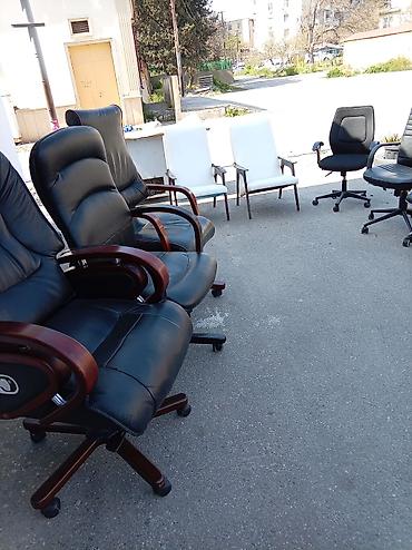 Ofis mebeli: Ofis kresloları satılır. Hər biri tam ideal vəziyyətdədir. Qiymət — 4