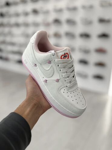 кроссовки найк аир форс: Кроссовкалар, 36.5, 37, 37.5, Nike, Жаңы, түсү - Ак, Акысыз жеткирүү