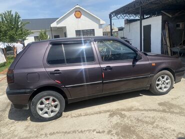 кулиса на гольф 2: Volkswagen Golf: 1993 г., 1.8 л, Механика, Бензин, Хэтчбэк