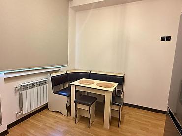 8 noyabr: İcarəyə verilir 3 otaqlı yeni tikili 115 m², 8 Noyabr m. Kateqoriya — 7