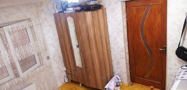 sexsiyyet vesiqesi ile 20 azn: 7 комнат, 130 м², Нет кредита, Средний ремонт