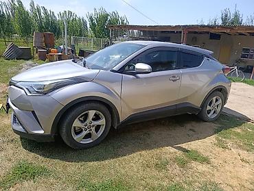 трекер авто: Toyota C-HR: 2018 г., 1.8 л, Вариатор, Бензин, Кроссовер — 7