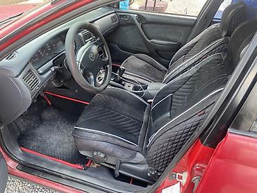 Toyota Carina E: 1995 г., 1.8 л, Механика, Бензин, Хэтчбэк — 10