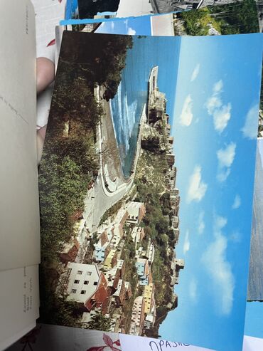 Numizmatika i filatelija: Stare razglednice 268 kom U odličnom stanju razglednice.  133 kom — 22