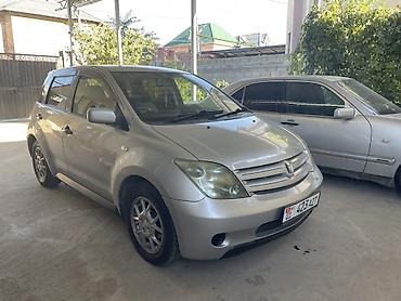 авто тойота ист: Toyota Ist: 2003 г., 1.3 л, Автомат, Бензин, Хэтчбэк — 2
