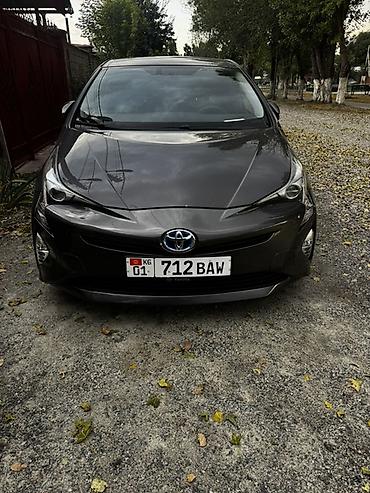 Toyota: Toyota Prius: 2017 г., 1.8 л, Вариатор, Гибрид, Хэтчбэк — 3