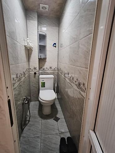 ev alqi satqi gence: Bakı, 2 otaqlı, Köhnə tikili, m. Xalqlar Dostluğu, 50 kv. m — 10