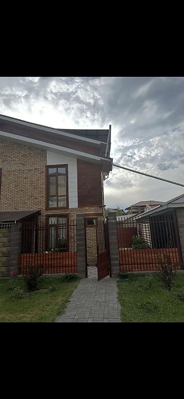 Продажа коттеджей и домов: Продается таунхаус на территории Кыргызского взморье. Первая линия до at lalafo.kg — 1 Продажа коттеджей и домов: Продается таунхаус на территории Кыргызского взморье. Первая линия до — 1