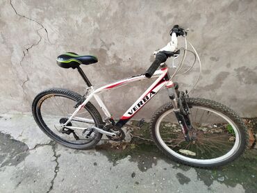 qiz velosipedler: İşlənmiş Şəhər velosipedi 26", sürətlərin sayı: 21, Ünvandan götürmə