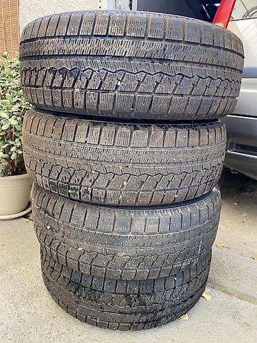 зима 16: Комплект из 4 зимних шин без шипов. - Размер: 215/60 R16 - Индекс — 1