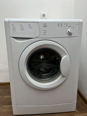пассивное сетевое оборудование lancom: Кир жуучу машина Indesit, Колдонулган, Автоматтык, 5 кг чейин, Толук өлчөм