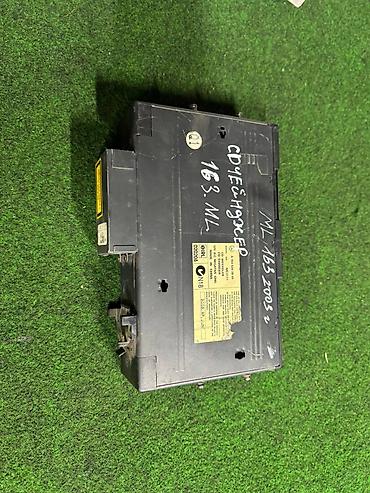 oem: CD-чейнджер Mercedes-Benz W163 (штатный) Особенности: - Оригинальный — 1