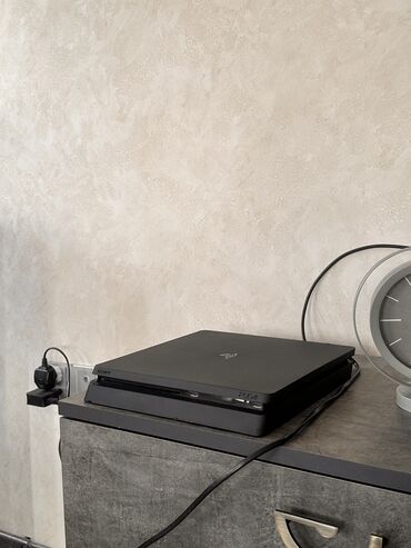 i̇şlənmiş soyuducular: PS4 slim ideal vezzietde. Salam. 2019ilde kontakt homedan almisham