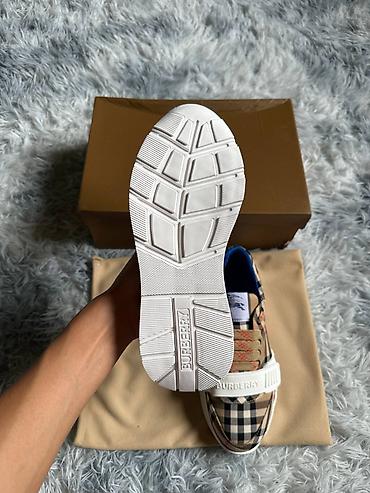 кеды gucci: Мужские кроссовки, 39, Burberry, Новый, цвет - Бежевый, Платная доставка — 5