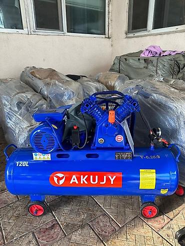 Промышленный поршневой воздушный компрессор AKUJY V-0.25/8, ресивер