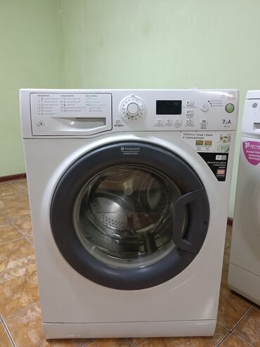 продаю или меняю обмен: Стиральная машина Hotpoint Ariston, Б/у, Автомат, До 7 кг, Полноразмерная