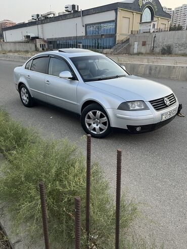 volkswagen az: Volkswagen Passat: 1.8 l | 2004 il Sedan