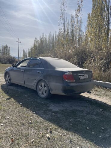 продаю термо будка: Toyota Camry: 2004 г., 2.4 л, Автомат, Газ, Седан