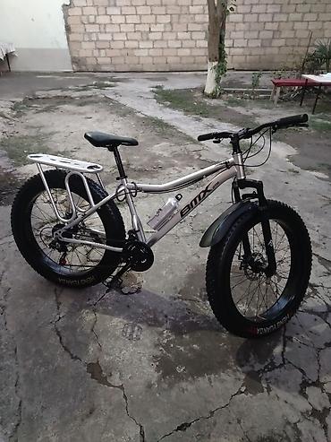 3 tekerli velosibet: Velosiped təzədir. 450 AZN-ə kreditlə alınıb. 26" ölçüdür, 29 ölçü — 2