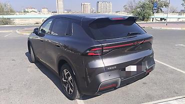 Changan: Changan Qiyuan Q05: 2026 г., Автомат, Электромобиль, Кроссовер — 4