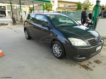 Toyota: Toyota Corolla: 1.4 l. | 2004 έ. Χάτσμπακ — 2