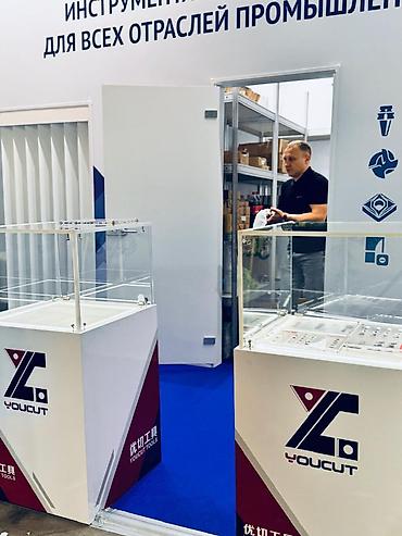 Стойки ресепшн: Гипсокартон обшивка, ветрины выставочный центр, больше 8 лет опыта в — 5