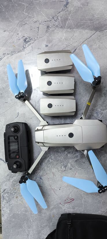 Дроны: Продаю квадрокоптер dji mavic 1 (platinum) 4 аккумулятора, сумка