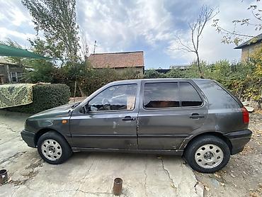 Volkswagen: Volkswagen Golf: 1992 г., 1.8 л, Механика, Бензин, Хэтчбэк — 3