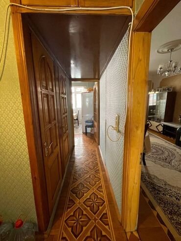 Köhnə tikili: Bakı, 3 otaqlı, Köhnə tikili, m. Xalqlar Dostluğu, 100 kv. m — 11