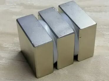 Ostali pribor i dodaci za alate: **SAMO POZIV SMS VIBER ZA DOGOVOR****__ 064-012-1234****✅****__ NA KP — 7