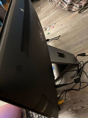 Masaüstü kompüterlər və iş stansiyaları: Продам сенсорный моноблок Asus на core i3. Память 500 гб, видеокарта — 3