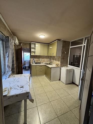Үйлөрдү ижарага берүү: 45 м², 1 бөлмө, Бишкек Парк СБ, Жаныбарлары жок — 3