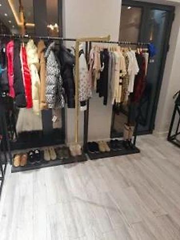 beba paun: UREDJENJE BUTIKA POLICE ŠTENDERI PO MERI | Izrada nameštaja po meri — 1