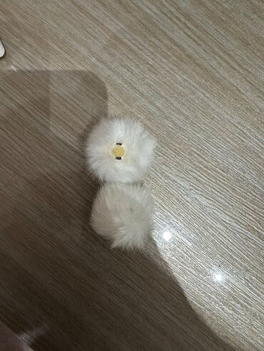 Mikrofonlar: Rode Wireless Go
Orijinal
Yaxa mikrofonu — 14