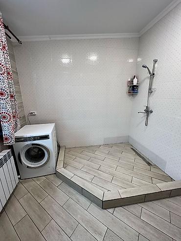Долгосрочная аренда домов: 300 м², 5 комнат, Семейным — 22