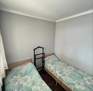 Продажа коттеджей и домов: 🏡 **Продаётся уютный дом** 📍 г. Бишкек, Мыкан 📐 Площадь: 95 м² 🌿 — 4