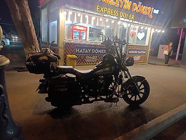 sprinter oturacaq: Chopper tipli motosiklet – şəhər və uzun məsafələr üçün rahat kruizer — 1